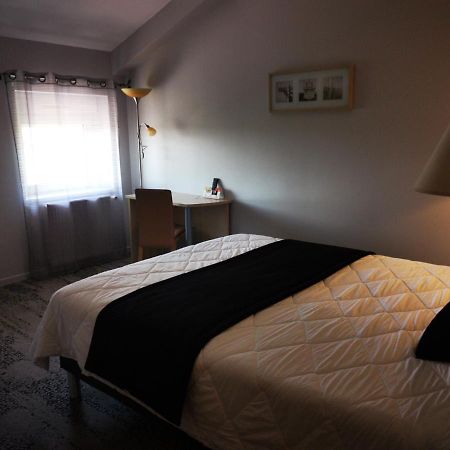 布兰查德城堡酒店 Chazelles-sur-Lyon 外观 照片