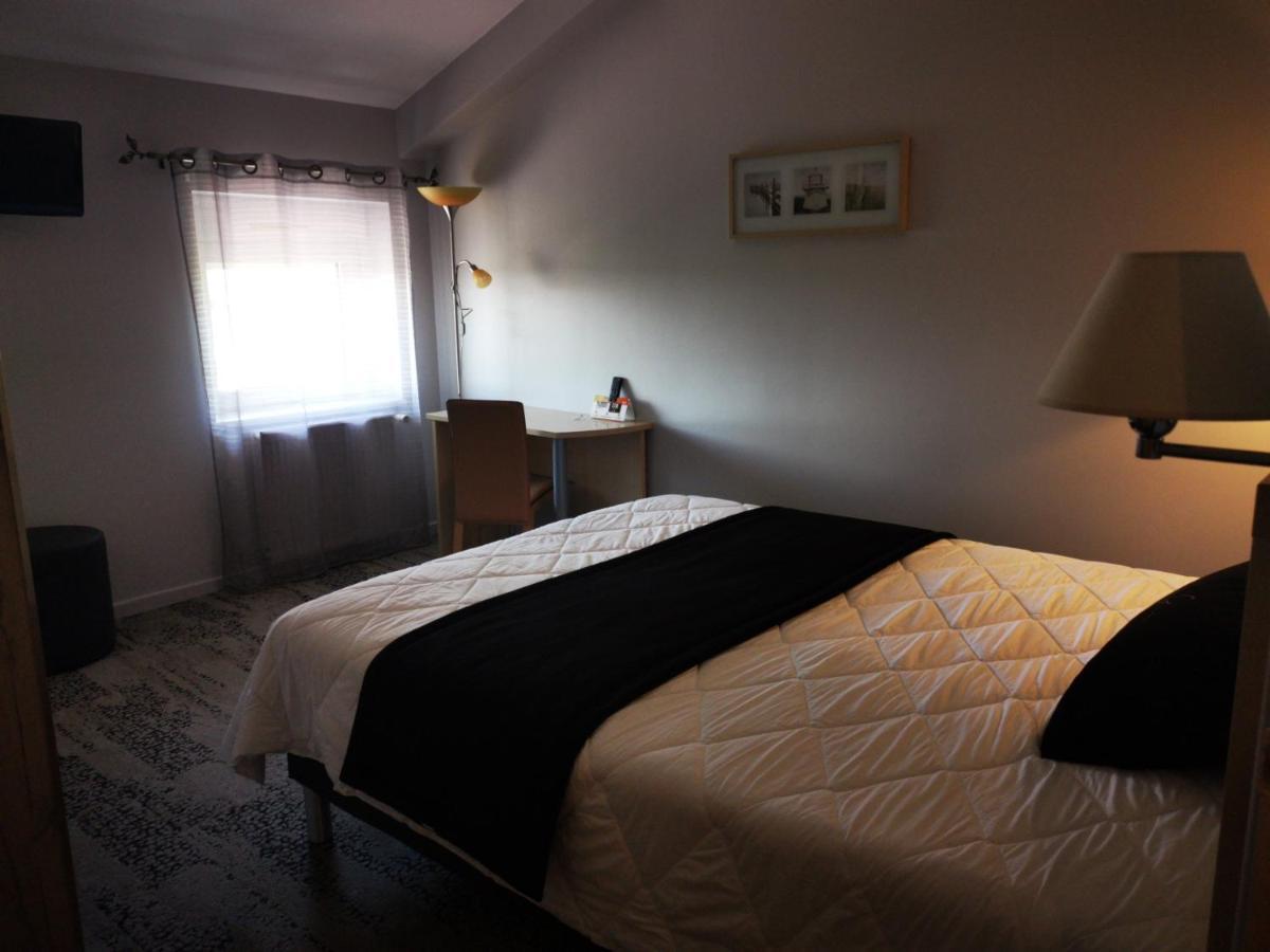 布兰查德城堡酒店 Chazelles-sur-Lyon 外观 照片