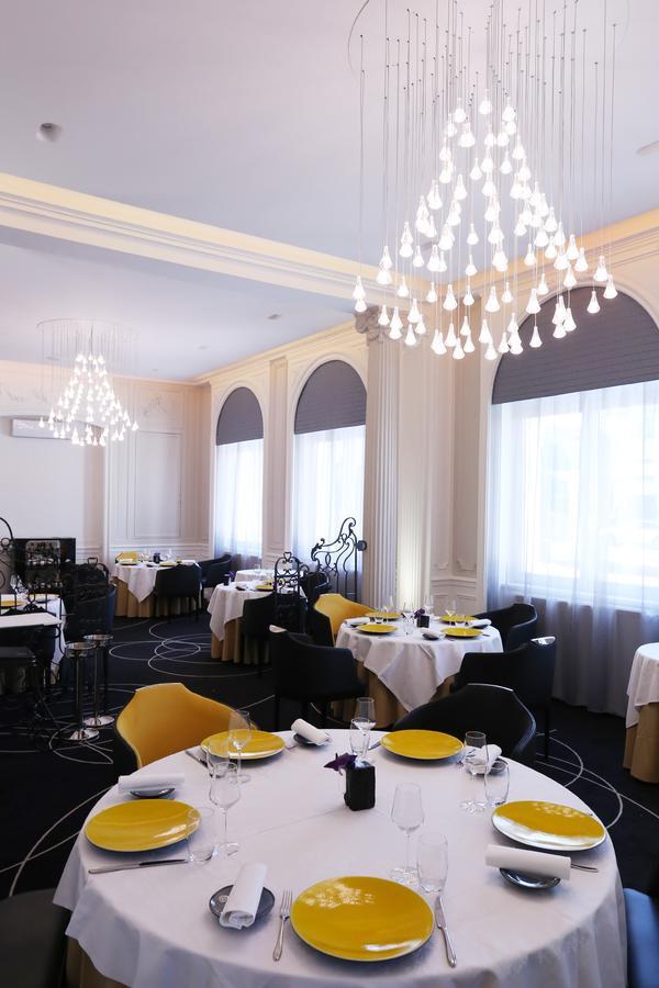 布兰查德城堡酒店 Chazelles-sur-Lyon 外观 照片